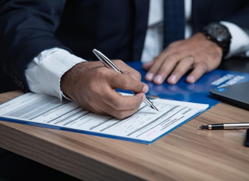 Why Retail investors should invest via mutual fund route